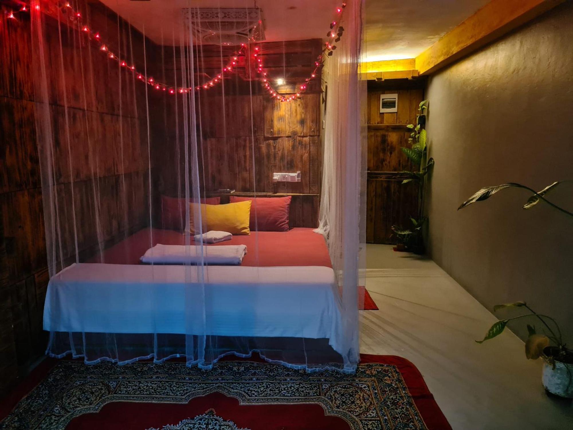 Hotel La Pinchi " Pinchi'S Bed " Gampola Exterior foto